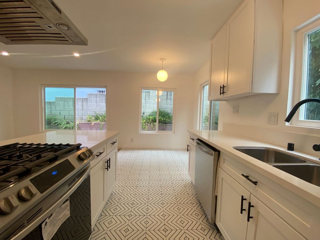 237 N Catalina Street, Los Angeles, CA 90004 - Image 4